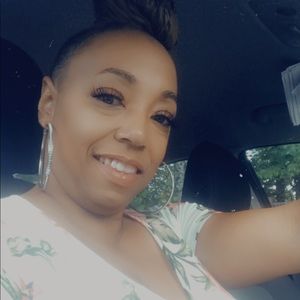 Meet your Posher, Letichia